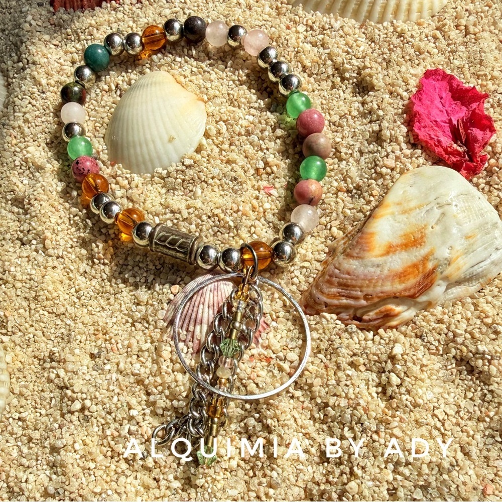 Alquimia Multicolor Beaded Bracelet with Gold Charms